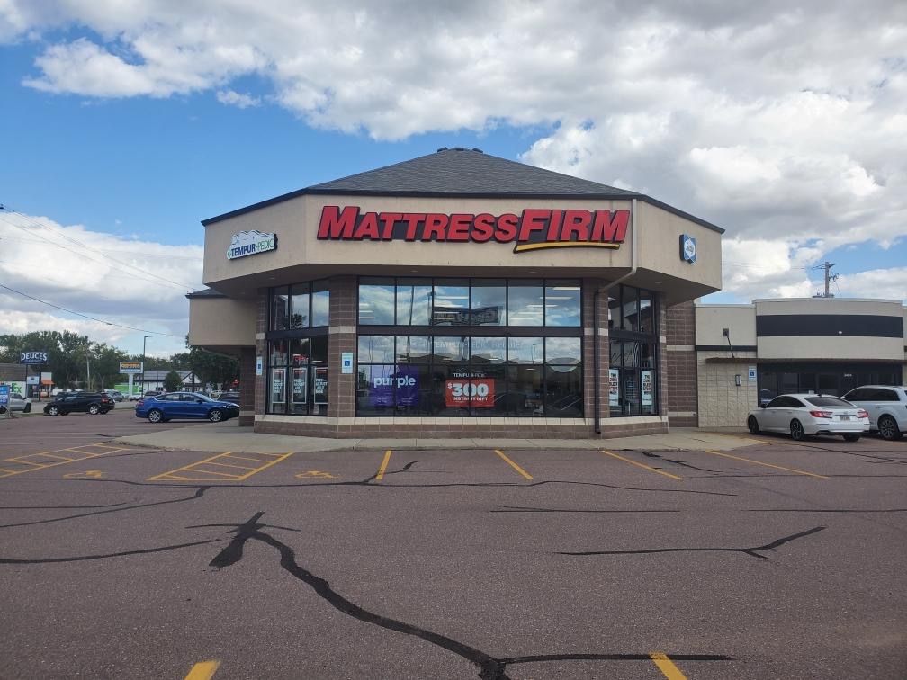 Mattress firm hours near me online